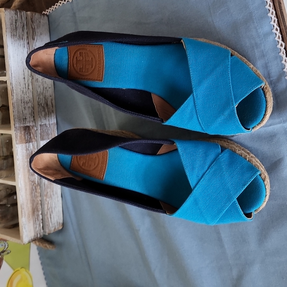 Tory Burch Espadrille shoes - Picture 2 of 7